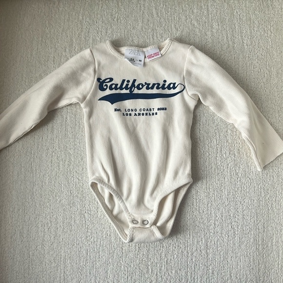 Zara Baby California Bodysuit - Picture 1 of 3